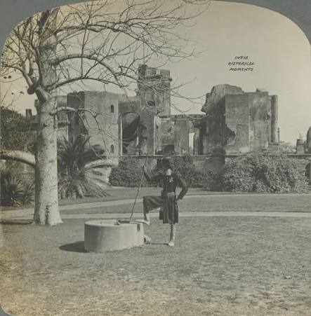 Entrance to Kaiser Bagh, Lucknow, India. Photograph circa 1908. #history # india #lucknow
