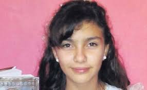 Daniela realiza la comunión