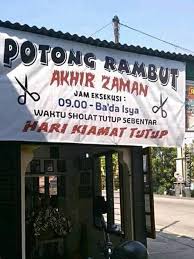Harga spanduk ppdb harga cetak spanduk dihitung dari luas per meter persegi dengan harga per meter rp. 6 Spanduk Potong Rambut Ini Kocak Sekaligus Bikin Geleng Kepala Hot Liputan6 Com