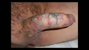 Boys intim penis tattoos nackt
