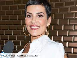 Cristina Cordula Jean Large Et Veste Courte Originale Son Look Detonne Vous Aimez Cristina Cordula Maquillage Cristina Cordula Cordula