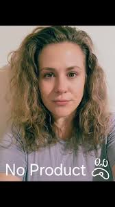 Making curl dreams a reality for my clients! 🌀 This before & after has me  speechless. Book your transformation #curls #trend #curlyhair  #beforeandafter