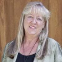 Trisha Foley's Instagram, Twitter & Facebook