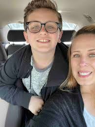 Jamie Meta's Instagram, Twitter & Facebook