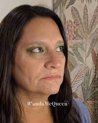 Hermosa @karpantano 💖✨ con un súper look en verdes 🪄 y piel glow 🤩. ¡¡Me  encantó conocerte, lo pasamos genial!! 🌈💖