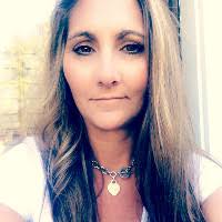 Kristi Hunter's Instagram, Twitter & Facebook