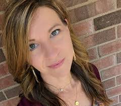 Vernita Lewis's Instagram, Twitter & Facebook