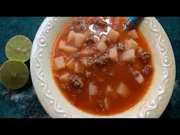 Heat the oil in a large stock pot. Carne Molida Con Papas Recipe Culinary Zone
