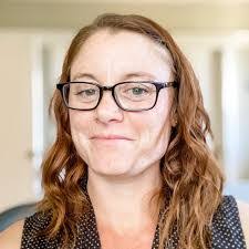 Lisa Spires's Instagram, Twitter & Facebook