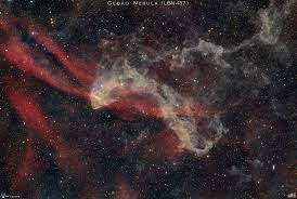Constelación de Virgo** Así como la abundante cantidad de trigo que  sostiene en su mano, Virgo se encuentra entre las zonas más ricas del cielo  para observar galaxias y objetos distantes