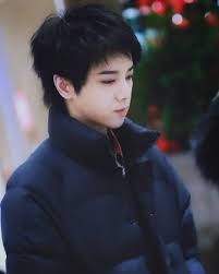 發發咧 要不攏 在instagram 上发布 19 01 09 完美诠释什么叫 侧颜的美 早安鸦大家 华晨宇 華晨宇 华晨宇花花 花花 华晨宇yu 音乐人华晨宇