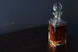 Unique whiskey decanters are a drinker's best friend. The 7 Best Whiskey Decanters In 2021