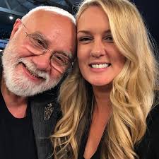 I was honored to know Frank Bielec. I watched Trading Spaces religiously as  a teen and he was always my favorite designer. I was a honest-to-goodness  Frank super fan! So when I