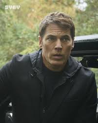 The Roman Ireland Agency is back and better than ever. 👏 #SurrealEstate  returns Thursday 10/9c