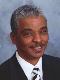 Designfreebies free InDesign newsletter template 2