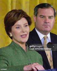 280 Laura Joyce Stock Photos, High-Res Pictures, and Images