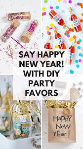 17 Diy New Year S Eve Party Favors To Welcome 2018 In Style New Years Eve Party Party Favors Eve Parties