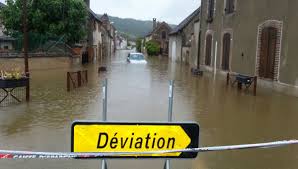 Travaille de fourmi….contrôlé et rechercher toutes les alimentations serveurs (entre 2 et 6 par baie client) de la boite de raccordement au câble, jusqu'à l'armoire td et son disjoncteur. Inondations L Etat De Catastrophe Naturelle Reconnu Pour Dix Huit Communes De L Yonne