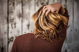 Mix 2 tbsp into one cup of water. 5 Natural Ways To Remove Hair Product Buildup Maple Holistics Real Ingredients Real Results