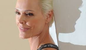 Einfeldt — ingrid einfeldt (* 1961 in san francisco) ist eine deutsche schauspielerin, die einem breiteren publikum vor allem aus der unterhaltungssendung mensch markus beim berliner. Markus Maria Profitlich Krank Schock Komiker An Parkinson Erkrankt News De