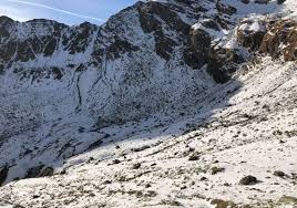 Conform anm, după expirarea atenţionării cod galben va intra în vigoare o informare meteorologică de vreme deosebit de rece în toată ţara, valabilă de miercuri în bucureşti, vremea va deveni geroasă, iar precipitaţiile estimate pentru următoarele zile vor fi sub formă de lapoviţă şi ninsoare, în timp ce. Se StricÄ Vremea In Weekend Cod Galben De Ninsori In 15 JudeÈe Va Ninge Èi In CapitalÄ Spotmedia Ro