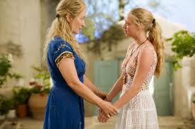 The official universal studios entertainment you wait 20 years for a dad and then three come along at once. Mamma Mia Szene 5 Film Rezensionen De