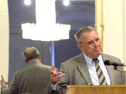 Am sonntag könnte norbert hofer als neuer bundespräsident österreichs in die wiener hofburg einziehen. Historikerkommission Wird Von Ex Fpo Politiker Brauneder Geleitet Politik Vienna At