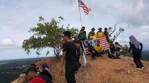 Kepadatan penduduk di lembah kelang menyebabkan penduduk melimpah ke kawasan sekitar seperti di selayang. Wikiloc Picture Of Peak Of Bukit Botak 1 3