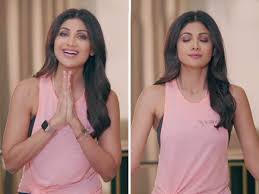 Shilpa Shetty makes first public appearance since Raj Kundras arrest,  talks about benefits of pranayam - The Economic Times