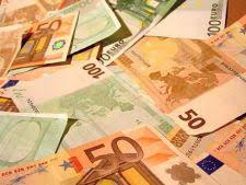 O bancă a șters o datorie de 43.000 de franci elvețieni. Franc Elvetian