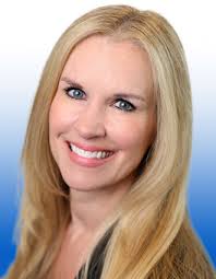 Lisa Miracle's Instagram, Twitter & Facebook