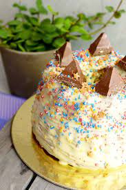 Sahnesteif 23 kitkat mini® 200 g schokolinsen Toblerone Goldkronchen Torte Backen Mit Dr Oetker