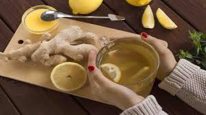 Quando si parla dell'acqua di zenzero, è molto importante specificare che, dati scientifici alla mano, non comporta effetti avversi in gravidanza. Antinfiammatorio Naturale Tisana Fatta In Casa A Base Di Zenzero E Limone Tisane Alimenti Naturali Acqua Di Zenzero