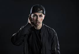 Coucou mes pitites patates!!!!j'ai mis un temps fous a vous faire ce glmm alors j'espère que ça vous plaira!pour ce qui regarde « disparue » l'épisode 6 mett. Ekoh Joins Eminem Juice Wrld At Top Of Itunes Rap Chart Las Vegas Review Journal