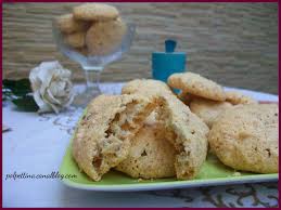 Biscuits Typiques Du Piemont Brutti Ma Buoni Facile Et Pas Cher Recette Recette Biscuit Biscuits