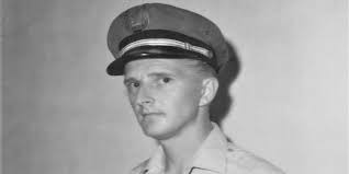 Sheboygan aviation museum hosts pilot who flew for Jimmy Hoffa, CIA