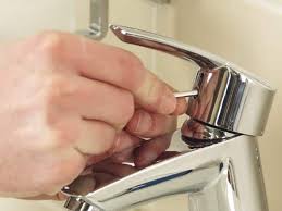 11 easy steps to fix a leaky bathtub faucet