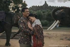 Check spelling or type a new query. Foto Foto Pre Wedding Kahiyang Bobby Yang Bernuansa Nusantara