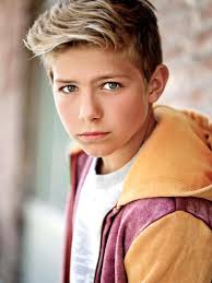 Pink outfit style with dress, hot legs, fashion ideas. Walker Bryant Height Birthday Age Sister Net Worth