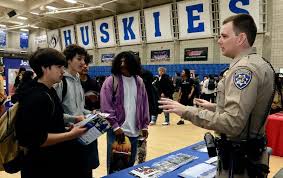 Hanford West High School hosts career day featuring new technologies,  opportunities