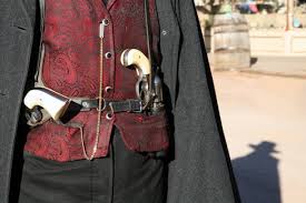 Best Western Holsters for Everyday Use | Custom Leather Holsters