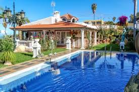 Teneriffa haus touristik vermittelt ihnen ferienimmobilien zum kauf, und sorgt für die vermietung. Haus Mit 5 Schlafzimmern Beheiztem Pool Und Garage In Santa Ursula Teneriffa Kaufen