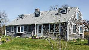*photo courtesy of gaf* there are 12 timberline hd shingle colors, ranging from lighter tones like fox hollow gray and shakewood to darker tones like charcoal and barkwood. Gaf Roofing South Dartmouth Ma Contractor Cape Cod Ma Ri