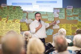 As of december 31, 2018, 522 legal entities/companies formed part of the vonovia group. Fenster Und Licht Haben Vorrang Zweite Mieterwerkstatt Im Ziekowkiez Tegel