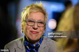 207 Doris Oliver Photos & High Res Pictures