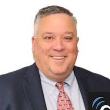 Jennifer Mingione's Instagram, Twitter & Facebook