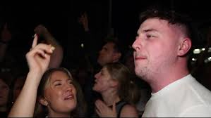 Oasis play first concert in 16 years as tour kicks off in Cardiff