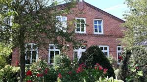 See if your friends have read any of nielson phu's books. Ferienwohnung Himmelblau Auf Dem Ferien Bauernhof Nielson In Bisdorf In Inselmitte Fehmarn Ot Sahrensdorf Ostsee Ferienwohnung