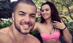Carmen de la salciua si culita sterp pe vremea cand erau impreuna partea 2 загрузил: CuliÅ£Äƒ Sterp DezvÄƒluiri Incendiare DupÄƒ DivorÅ£ul De Carmen De La SÄƒlciua Cum Se Consola Artista In BraÅ£ele Celui Mai Bun Prieten Inimioare Pupici B1 Ro