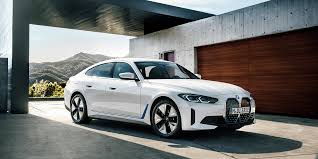 Experience electrifying bmw i4 driving performance in this video. Ry Q 7fd6qfwsm